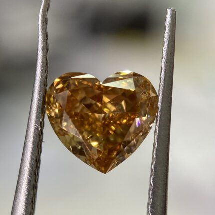 1.07 Carat Fancy Deep Brownish Orangy Yellow Diamond Heart Modified Brilliant Diamond Shape 100% Natural GIA CERTIFIED Diamond