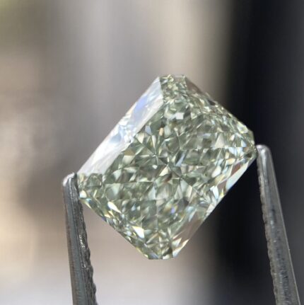 1.55 Carat Fancy Yellowish Green Diamond Cut-Cornered Rectangular Modified Brilliant Diamond Shape 100% Natural GIA CERTIFIED Diamond